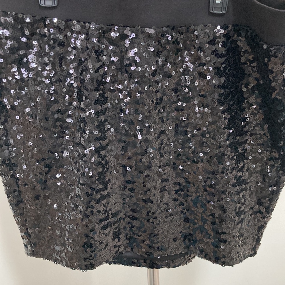 TORRID Sequin Mini Skirt - Picture 2 of 8